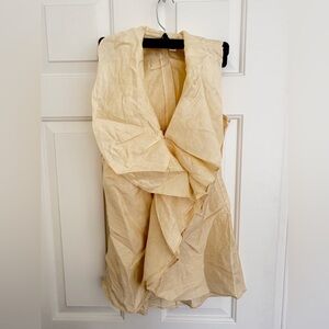 Farinaz Taghavi Sleeveless Ruffled Blouse | SIZE 2, Eggshell Yellow ✨